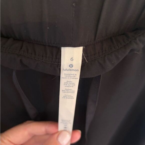 Lululemon Athletica High Rise 7/8 length Pants size 6 - Picture 4 of 7